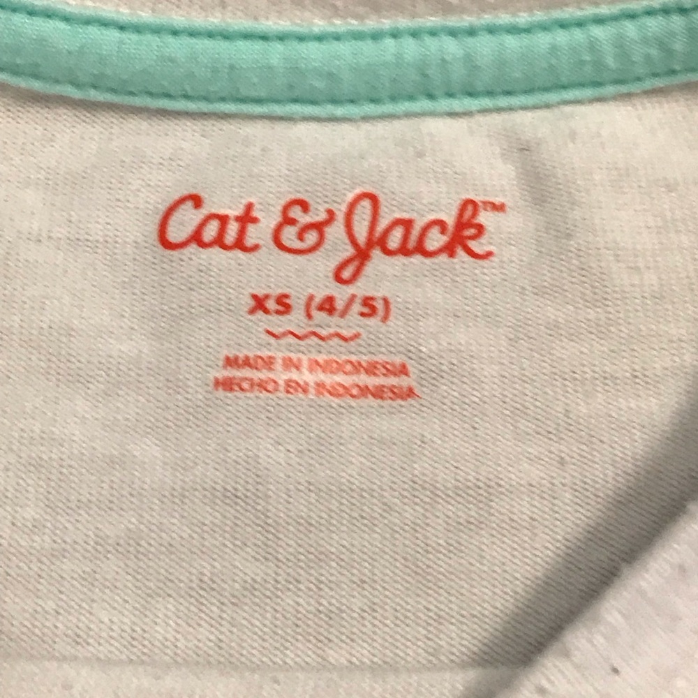 Cat & Jack White LS Graphic Blouse 
4 / 5 XS Extra Small 
Seal with Pink Tassels - Picture 15 of 15